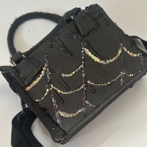 Elegant Black and Gray Shoulder Bag